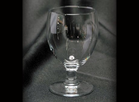 water goblet glass definition