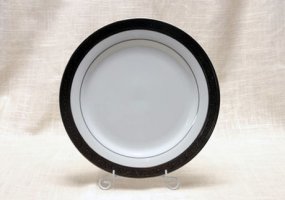 10" Estate Platinum Dinner Plate